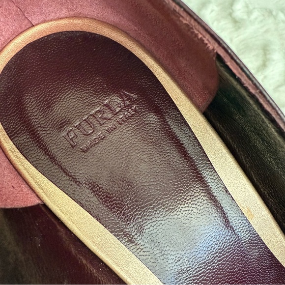 FURLA Leather Pointed Toe Kitten Heel Pumps in Burgundy - Picture 3 of 10